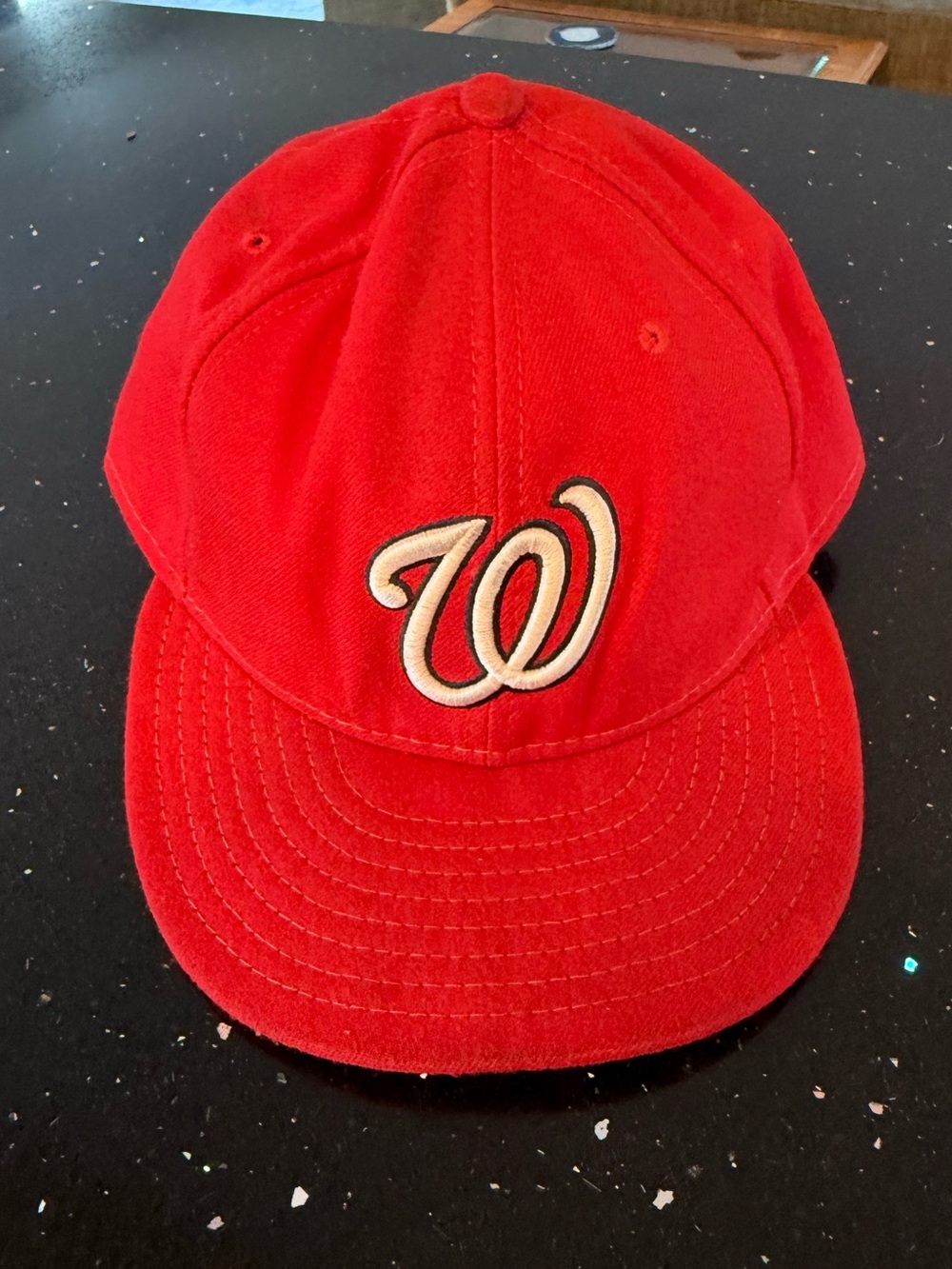 New Era 59FIFTY MLB Washington Nationals Fitted Hat (Size 8)